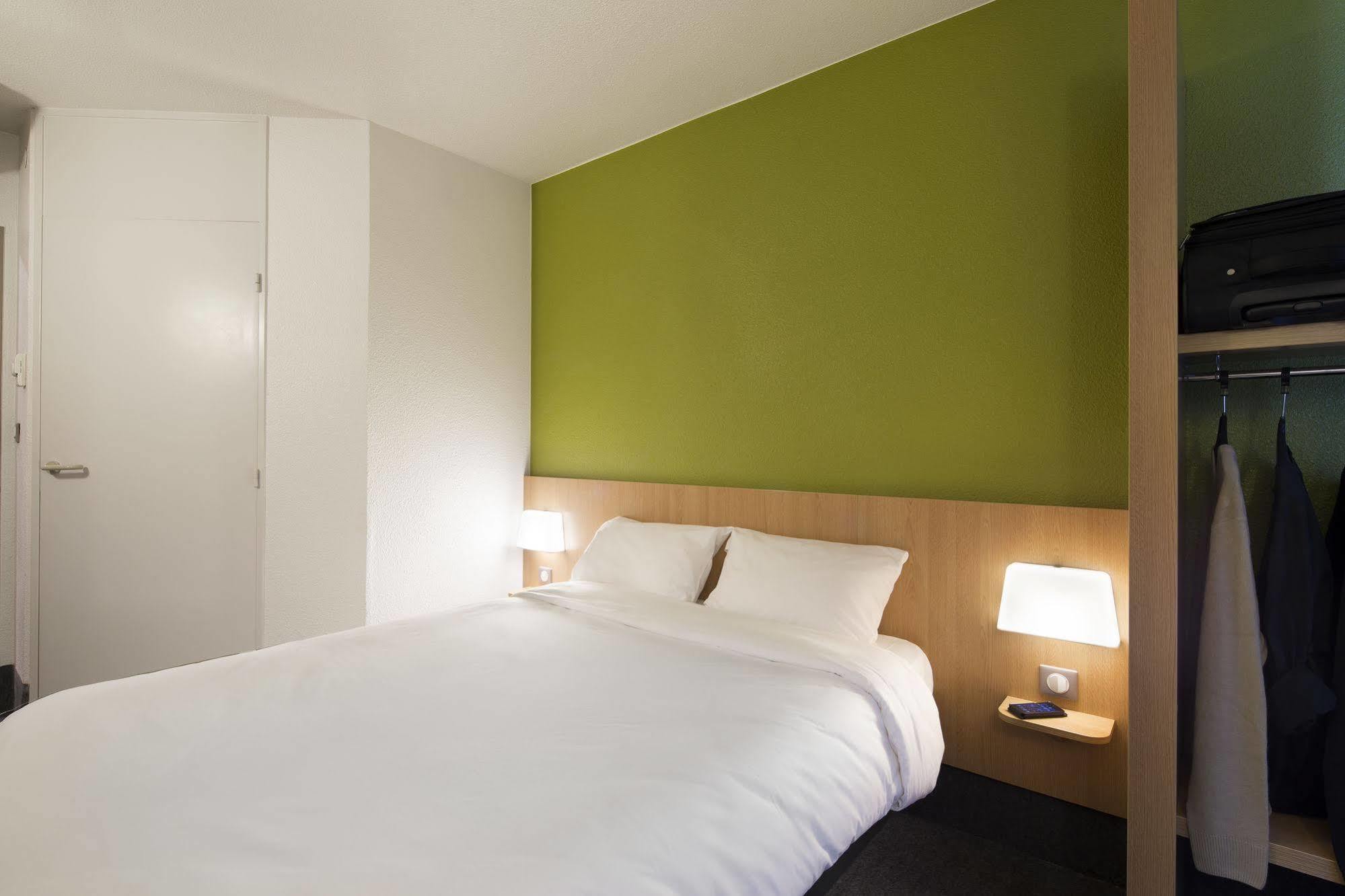 B&B Hotel Saint-Michel Sur Orge Buitenkant foto
