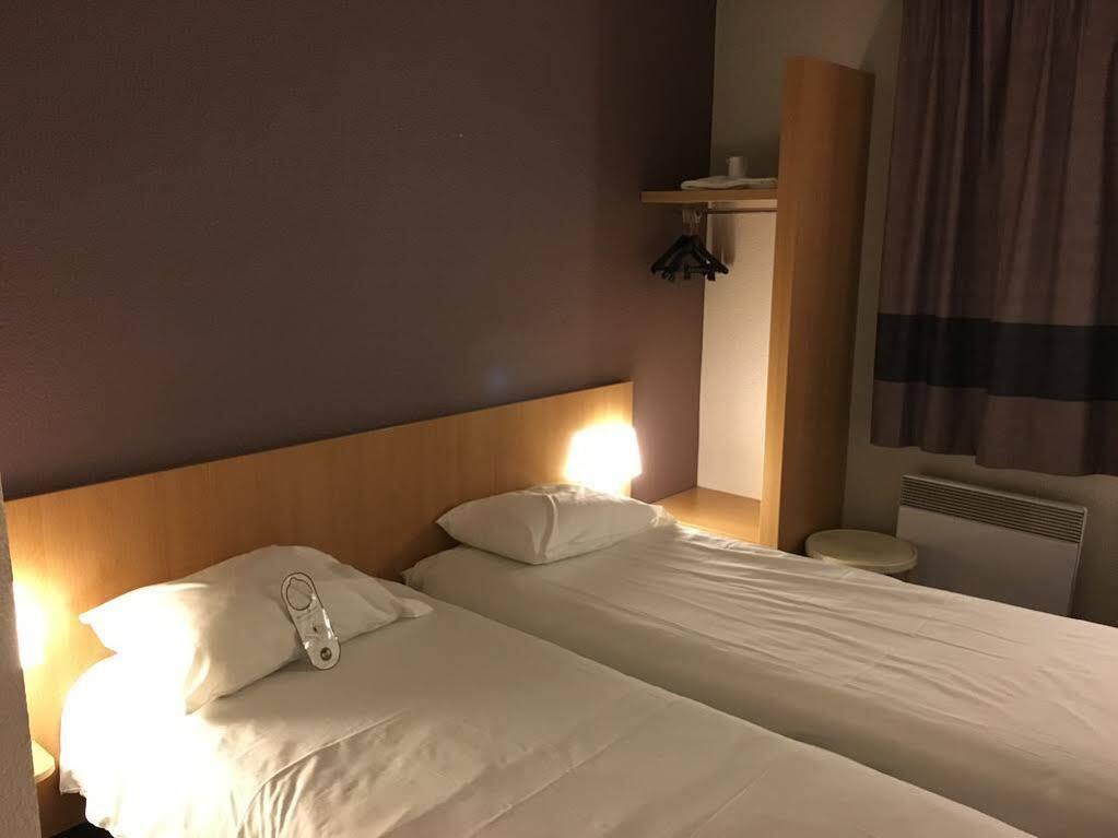 B&B Hotel Saint-Michel Sur Orge Buitenkant foto